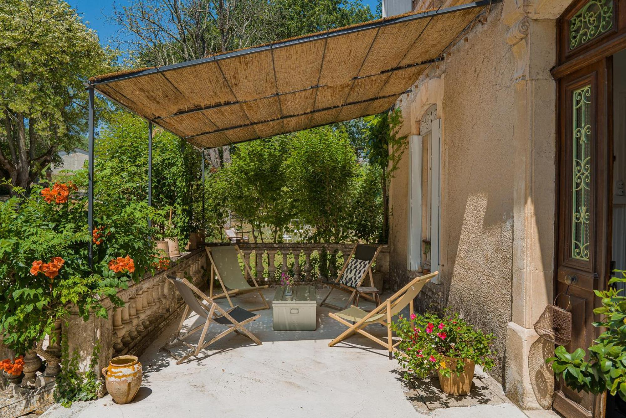 B&B Maison Felisa Sabran Bagian luar foto