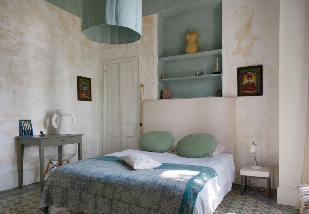 B&B Maison Felisa Sabran Bagian luar foto